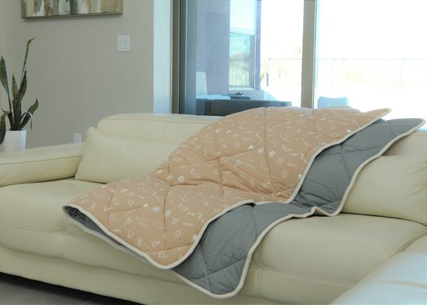 Organic Cotton Play Mat/Quilted Blanket - Solid Gray/Love Hazelnut Reversible - Image 5